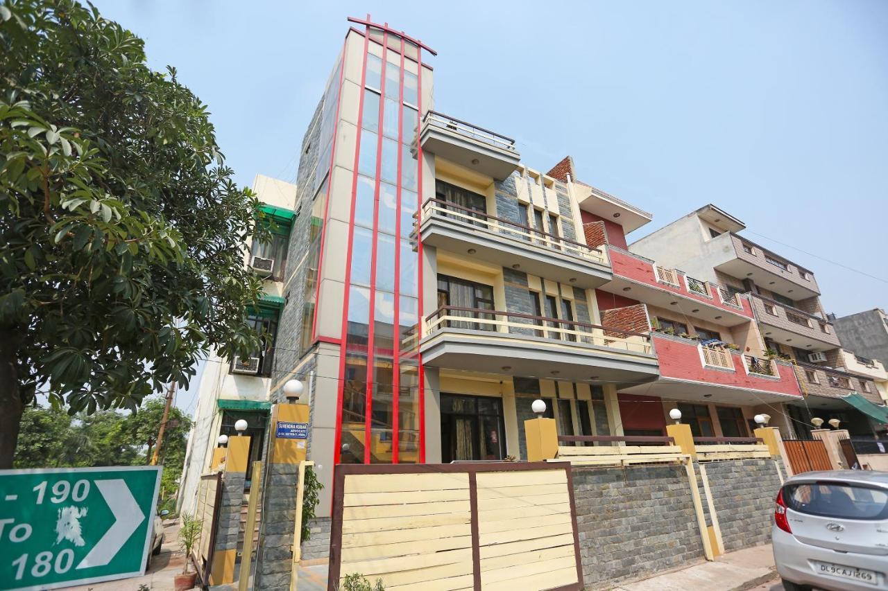 Oyo 9601 Hotel Sunshine Residency Castle Noida Dış mekan fotoğraf