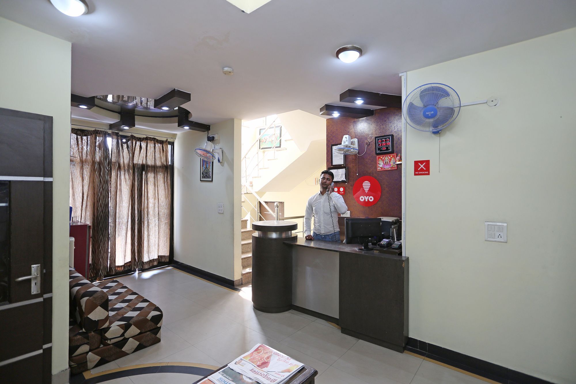 Oyo 9601 Hotel Sunshine Residency Castle Noida Dış mekan fotoğraf