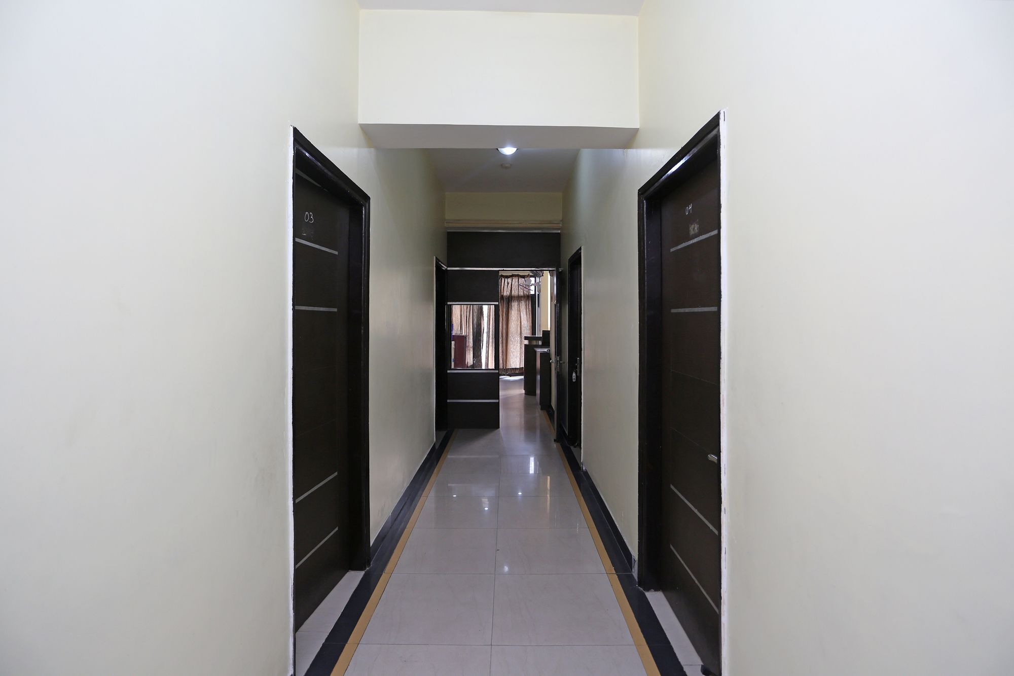 Oyo 9601 Hotel Sunshine Residency Castle Noida Dış mekan fotoğraf