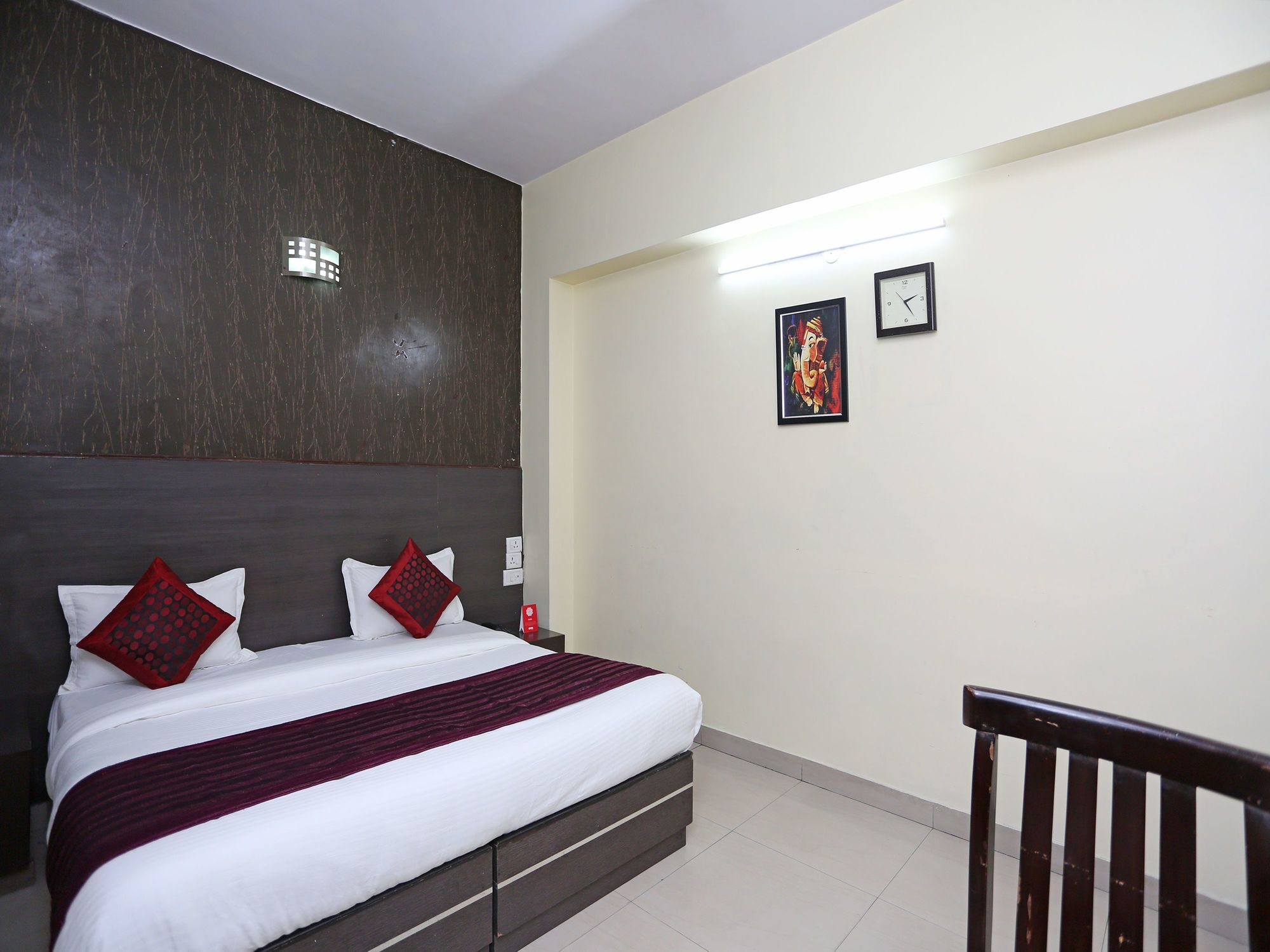 Oyo 9601 Hotel Sunshine Residency Castle Noida Dış mekan fotoğraf